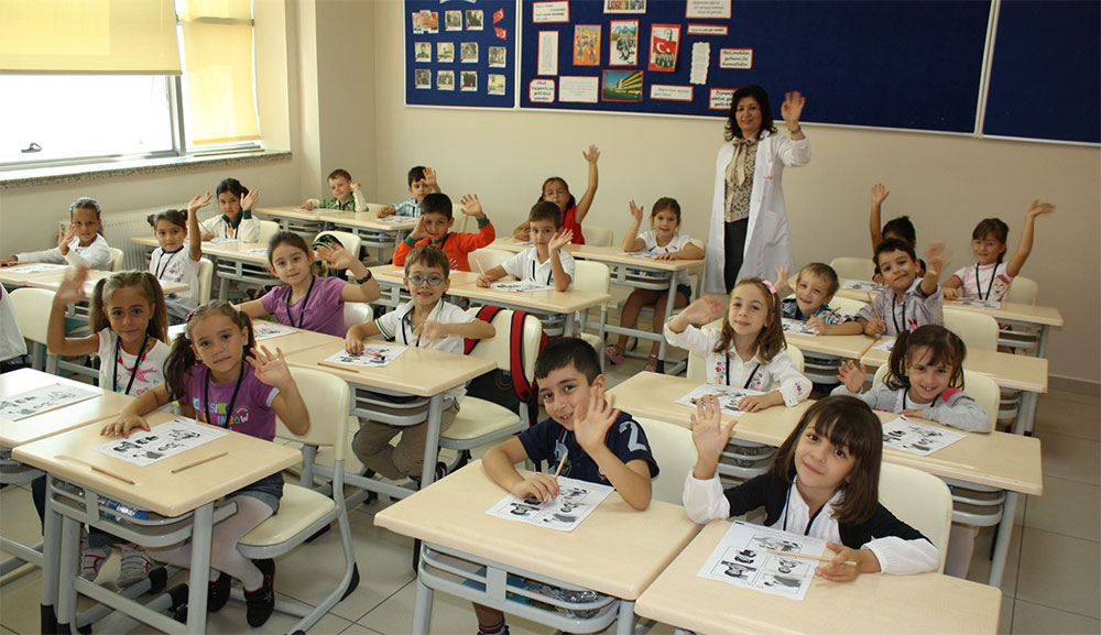 ما هي اللغات التي تدرس في مدارس تركيا